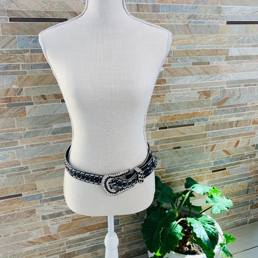BHW WESTERN RHINESTONE & BLACK LEATHER BELT SZ M